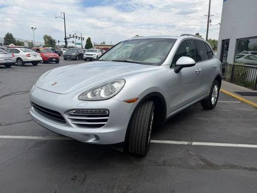 2012 Porsche Cayenne Base