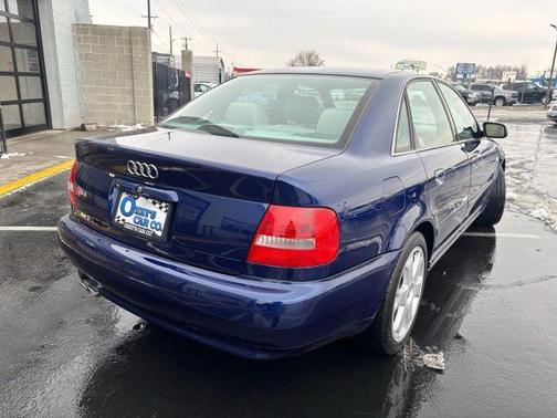 2001 Audi S4 quattro