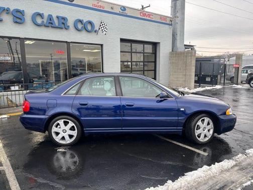2001 Audi S4 quattro