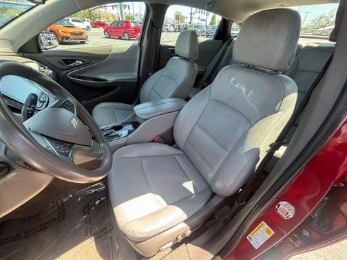 2017 Chevrolet Malibu 1LT