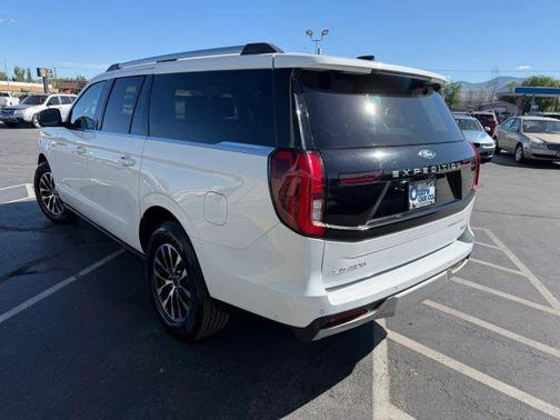 White 2025 Ford Expedition Max Platinum