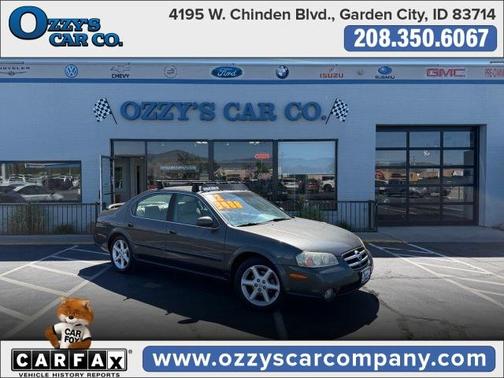 Gray Lustre 2002 Nissan Maxima SE