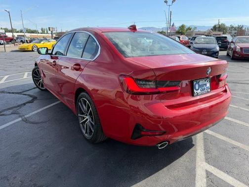 2019 BMW 330 i
