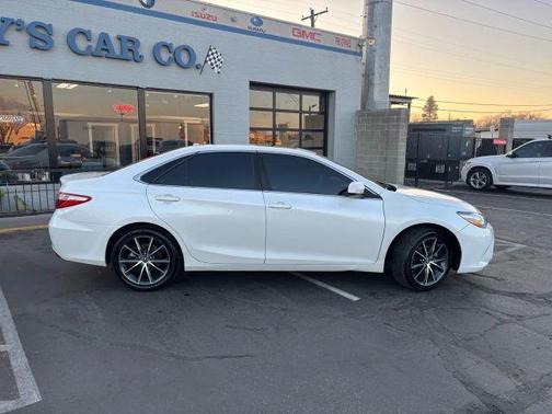 2017 Toyota Camry XSE