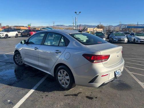 2022 Kia Rio S