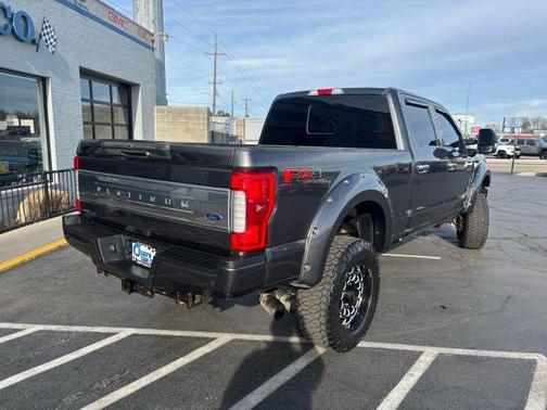 2017 Ford F-350 Platinum