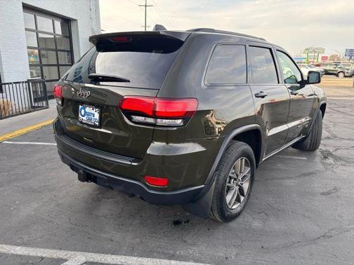 2016 Jeep Grand Cherokee Laredo