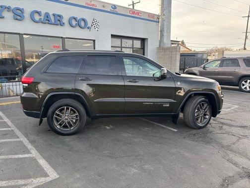 2016 Jeep Grand Cherokee Laredo
