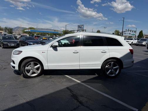 White 2015 Audi Q7 3.0T S line Prestige