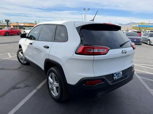 2015 Jeep Cherokee Sport