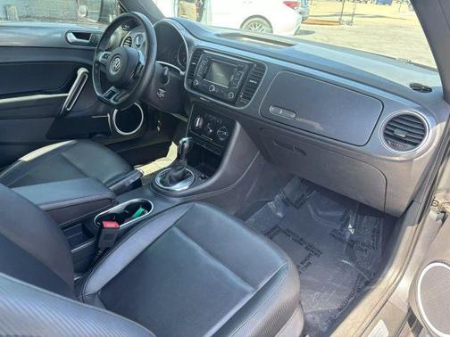 2012 Volkswagen Beetle 2.5L