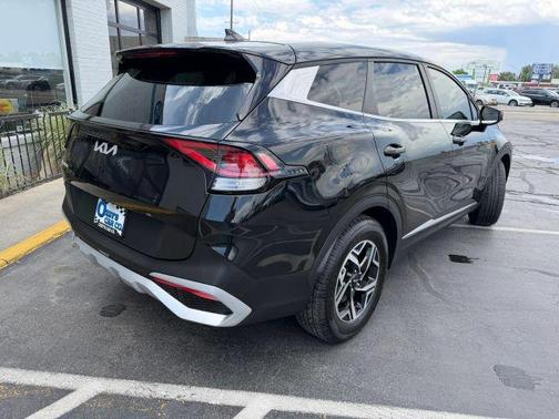 Black 2024 Kia Sportage LX