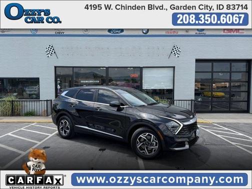 Black 2024 Kia Sportage LX