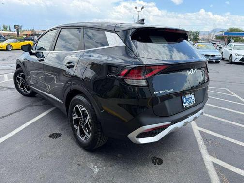 Black 2024 Kia Sportage LX