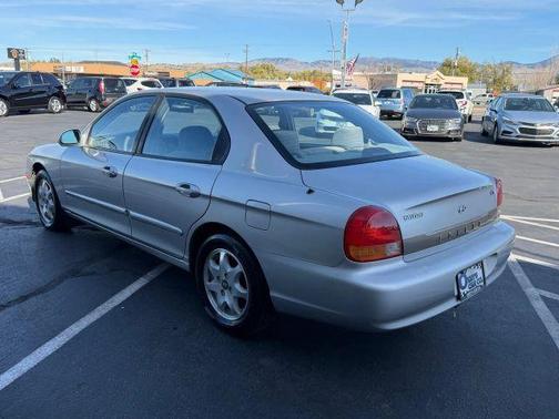 2001 Hyundai SONATA GLS
