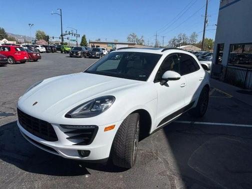 2018 Porsche Macan Sport Edition
