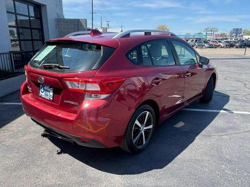 2019 Subaru Impreza 2.0i Premium