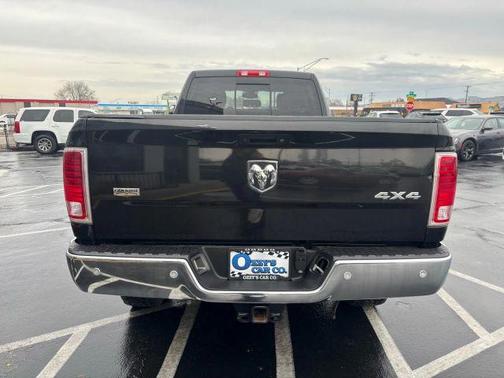 2016 RAM 3500 Laramie