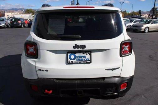 2017 Jeep Renegade Trailhawk