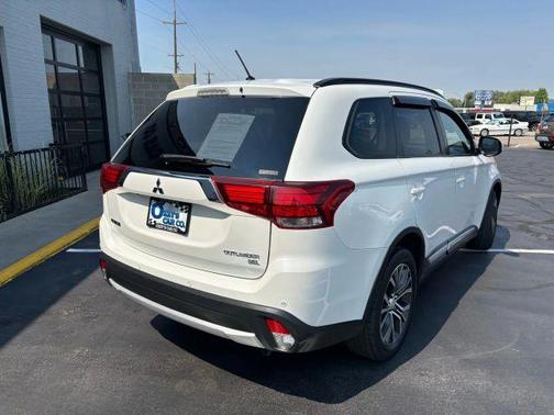 2016 Mitsubishi Outlander SEL