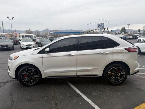 2019 Ford Edge ST
