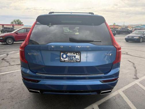 Bursting Blue Metallic 2016 Volvo XC90 T6 R-Design
