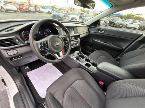 2018 Kia Optima LX