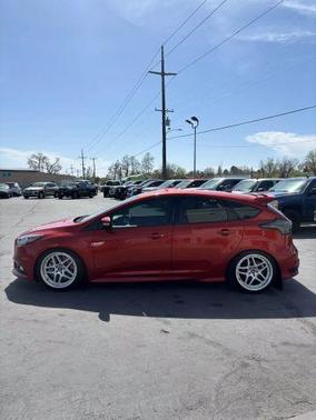 2018 Ford Focus ST Base