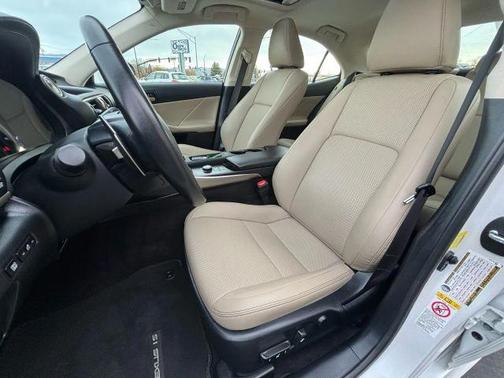 2018 Lexus IS 300 Base