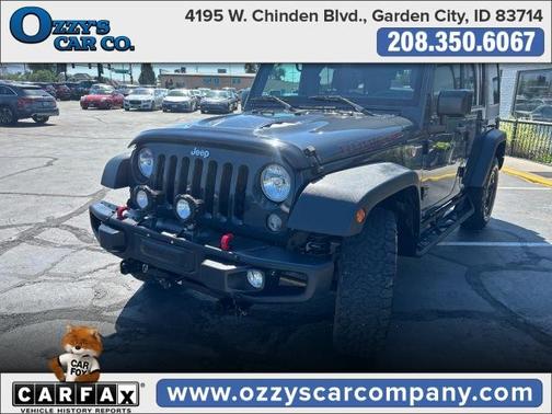 Gray 2016 Jeep Wrangler Unlimited Rubicon