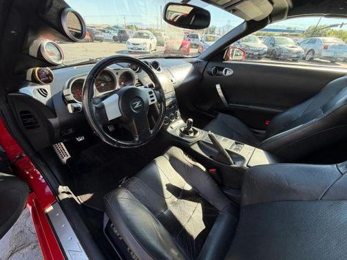 Red 2004 Nissan 350Z Touring