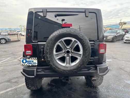 2016 Jeep Wrangler Unlimited Sahara