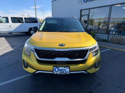 Yellow 2021 Kia Seltos SX