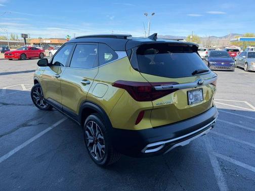 Yellow 2021 Kia Seltos SX