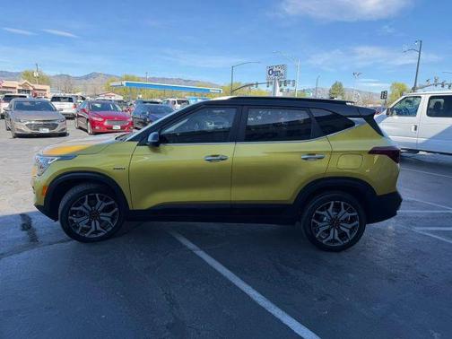 Yellow 2021 Kia Seltos SX