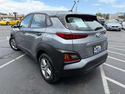 Silver 2019 Hyundai KONA SE