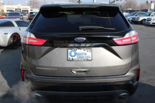 2021 Ford Edge Titanium