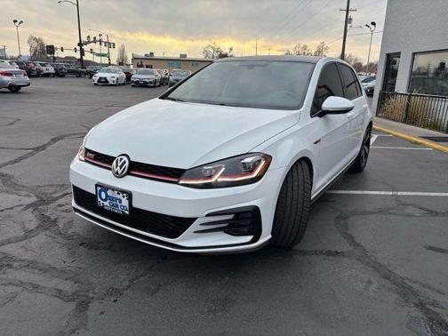 2019 Volkswagen Golf GTI 2.0T SE
