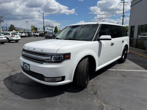 White 2019 Ford Flex Limited