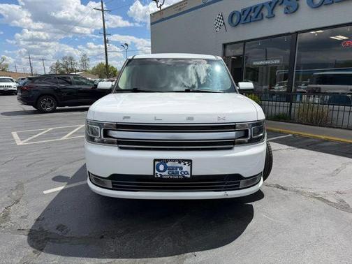White 2019 Ford Flex Limited
