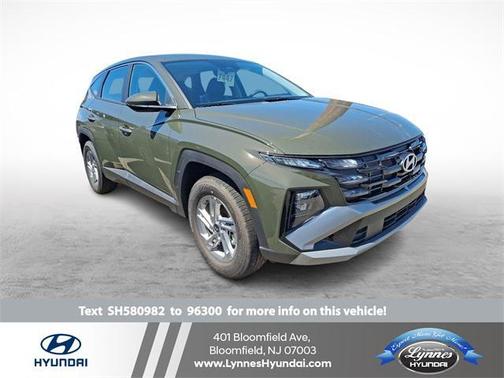 2025 Hyundai TUCSON SE