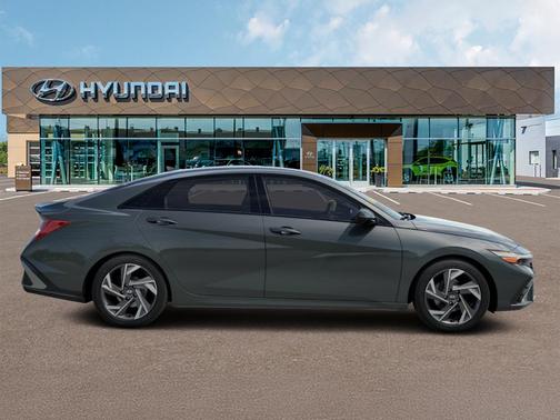 2026 Hyundai ELANTRA SEL