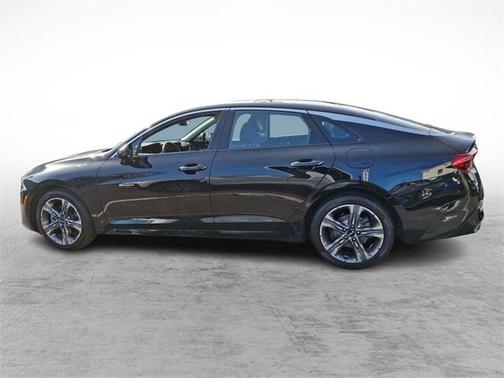 2022 Kia K5 EX