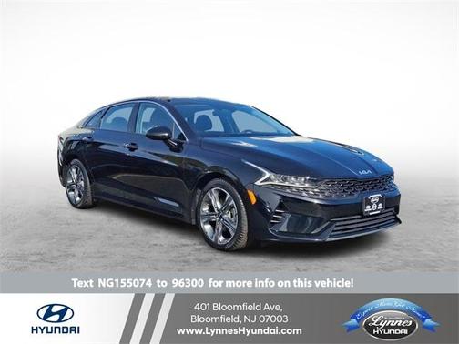 2022 Kia K5 EX