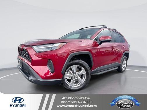 Pearl 2025 Toyota RAV4 XLE