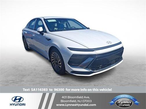 2025 Hyundai SONATA Hybrid SEL