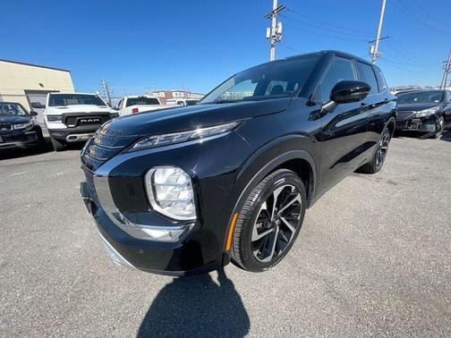 2022 Mitsubishi Outlander Black Edition