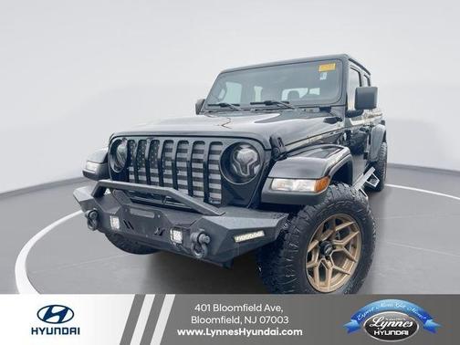 2021 Jeep Gladiator Sport