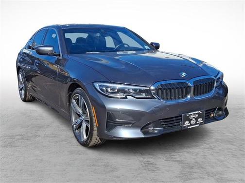 2022 BMW 330 i xDrive