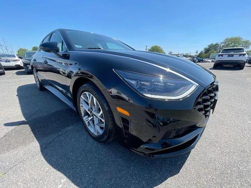 Onyx Black 2023 Hyundai SONATA SEL